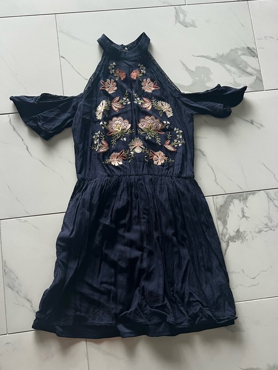 Xhilaration Dresses & Skirts - Navy Floral Embroidered Cold-Shoulder Dress